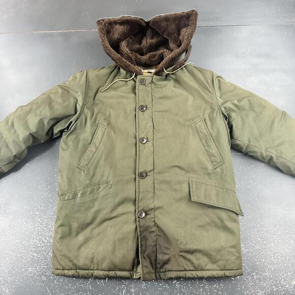 VTG LL Bean Field Jacket Men 44 Army Green Parka 50's 60's Quilt Lined Talon - Picture 5 of 10